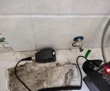 汇川屋顶漏水维修公司分享下卫生间漏水的危害及解决方法