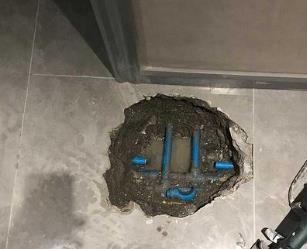 汇川阳台漏水维修公司分享下暖气管道漏水的原因有哪些